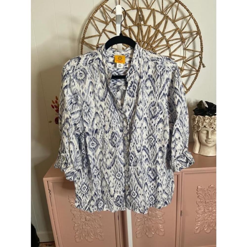 Women’s Ruby Rd 3/4 sleeve blue and‎ white button up shirt